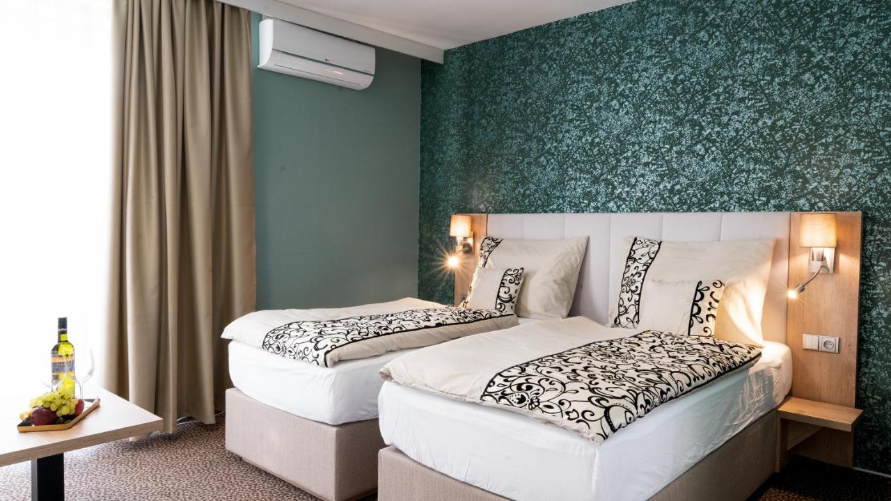 Hotel Karolina Lanškroun Eksteriør billede