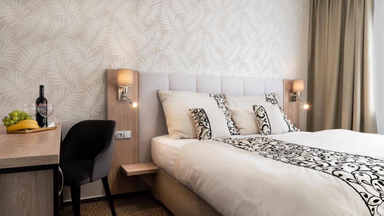 Hotel Karolina Lanškroun Eksteriør billede