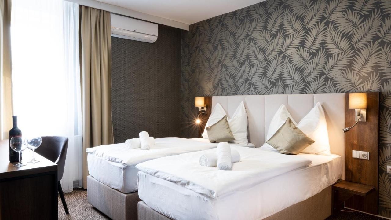 Hotel Karolina Lanškroun Eksteriør billede